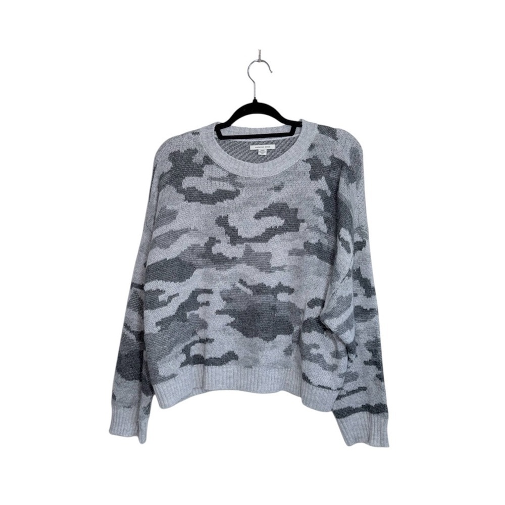 American Eagle Camouflage Sweater Gray Multi Plush Knit Medium Women’s